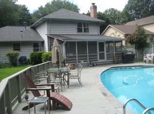 7315 Walnut Knoll Dr, Springfield, VA 22153