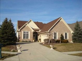 10634 Sunset Point Ln, Fishers, IN 46037