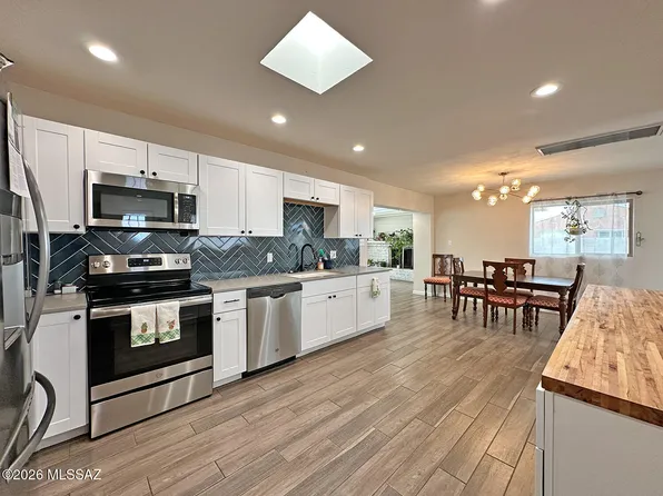 249 S Tucson Blvd, Tucson, AZ 85716