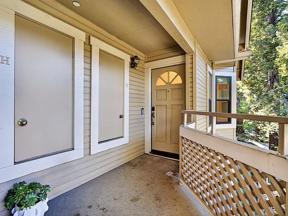 2nd image of 935 La Mesa Ter Unit G