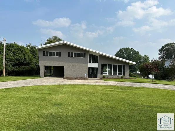 1600 Sam Lions Trl, Martinsville, VA 24112