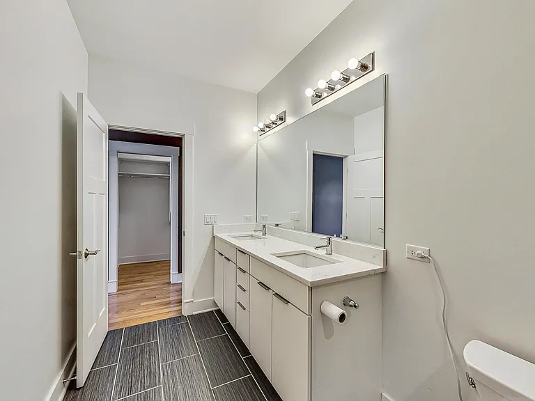 8101 Floral Ave — Photo 18