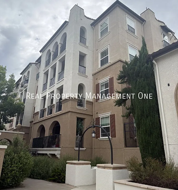 3385 Dublin Blvd #125