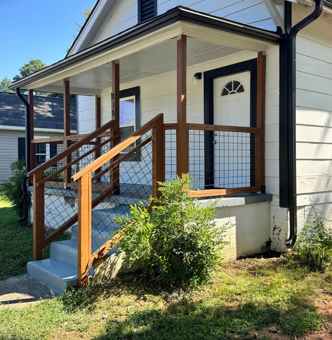 2 bed, 900 sqft, $1,100 — Photo 1