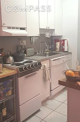 Rented by Compass | media 32