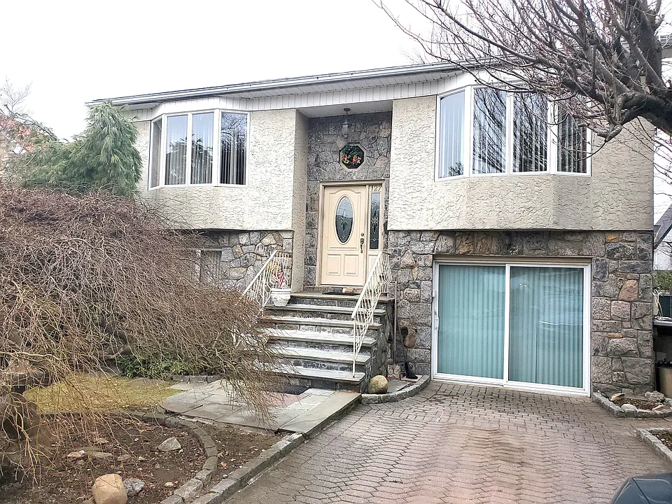 127 Bell Rd