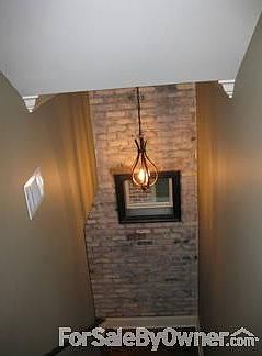 3rd image of 407 S Montauban Dr