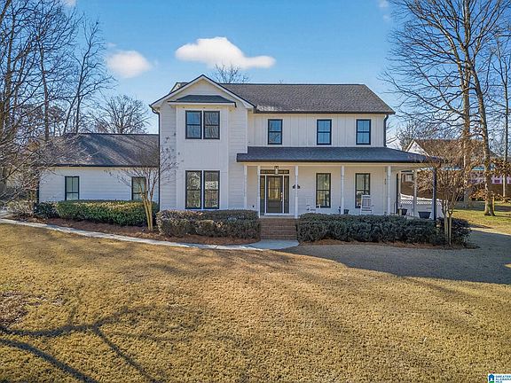 5th image of 203 Mayfield Ln NE