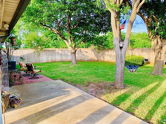 5th image of 7704 Independence Dr