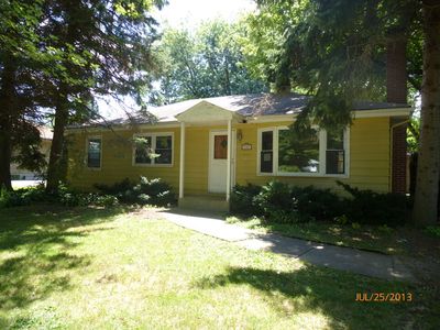 830 Parkside Rd, Naperville, IL, 60540