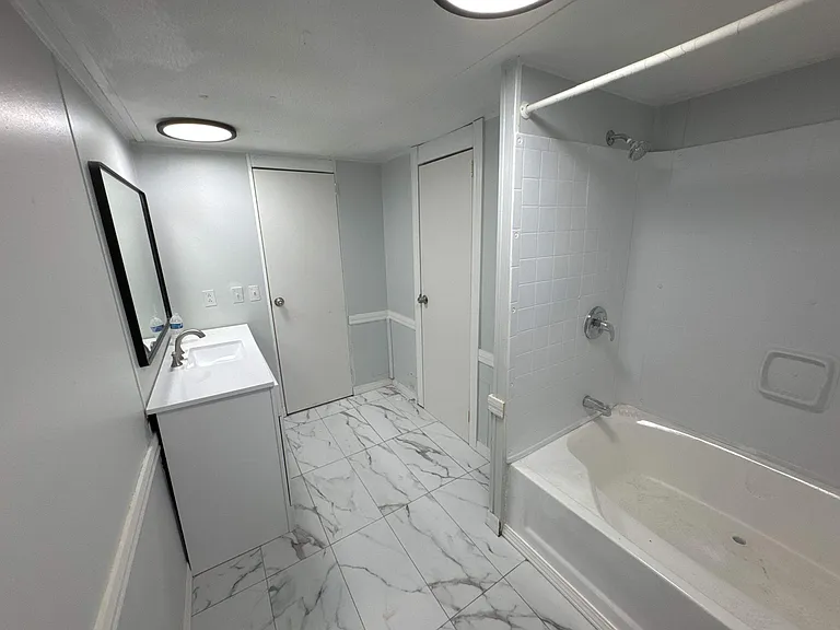306 Rockhouse Rd E #4 — Photo 6
