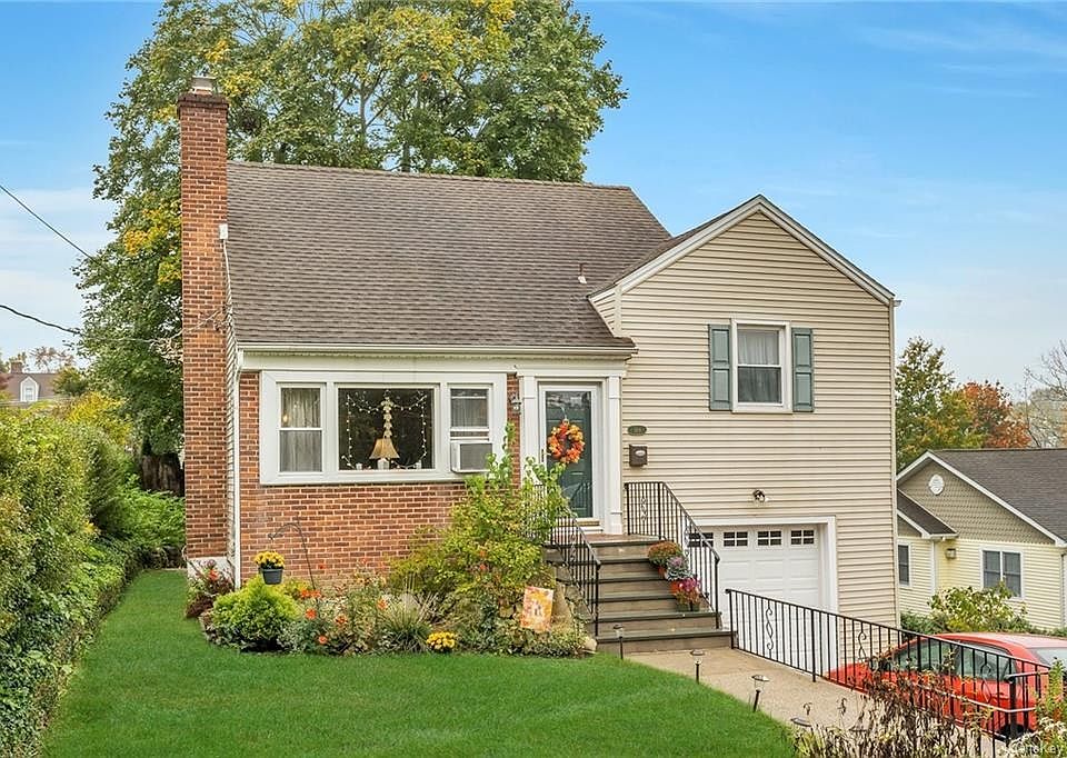 1st image of 168 Lakeview Ave