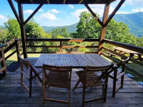 (undisclosed Address), Banner Elk, NC 28604