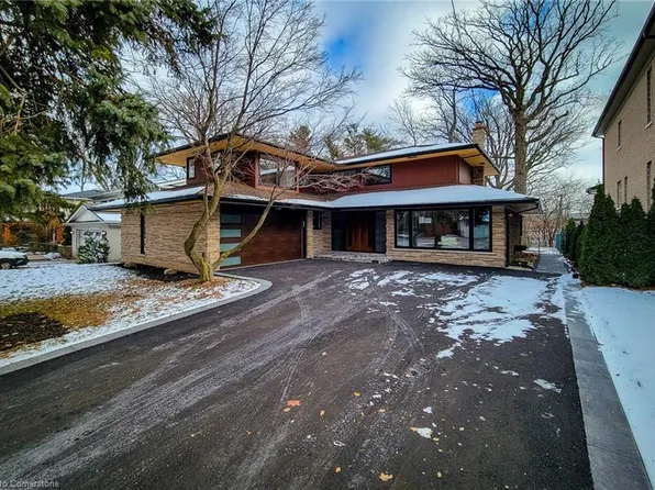 72 Auchmar Rd, Hamilton, ON L9C 1C5