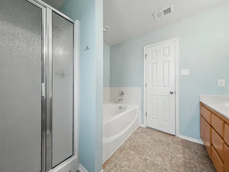 1123 Marlee Cir — Photo 14