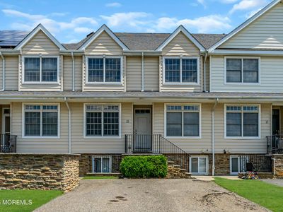 25 Rockefeller Drive, Lakewood, NJ, 08701