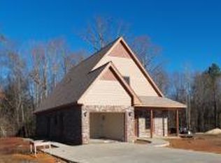 150 Mockingbird Ln, Caledonia, MS 39740