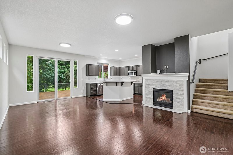 5th image of 4304 NE 57th Place
