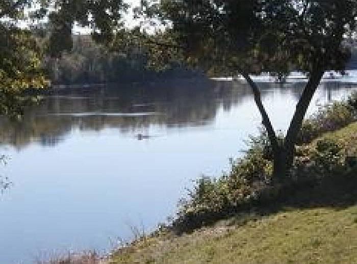 Sweeping Mississippi River Views