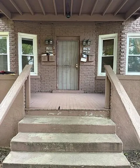 1701 Evans St #1703 — Photo 28