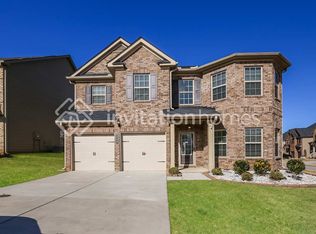 1098 Virginia Oak Ln, Lawrenceville, GA 30045