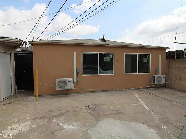 4986 Southern Ave #E — Photo 1