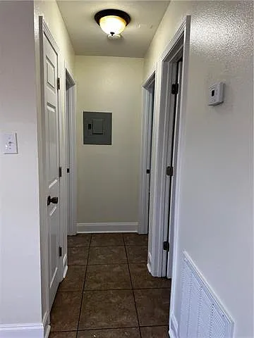 2516 Dumaine St #C — Photo 24
