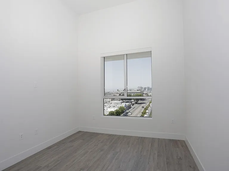Seven West DTLA — Photo 111