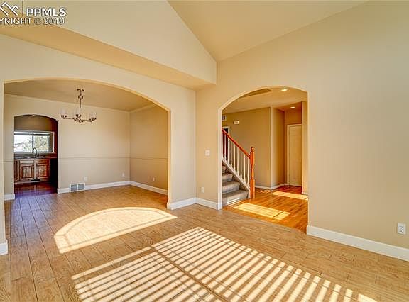 5th image of 1172 Vista Oaks Dr
