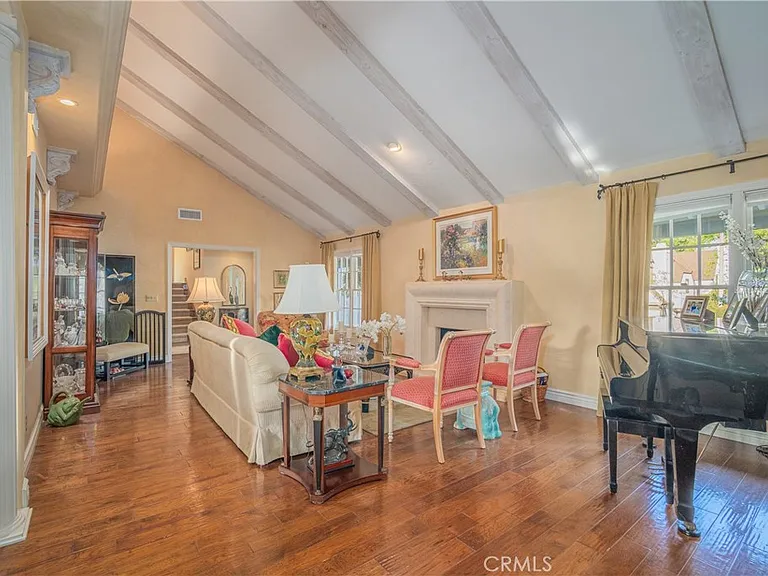 757 Quail Valley Ln — Photo 3