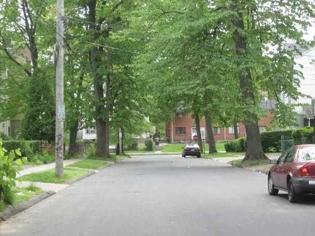 2nd image of 22 Eastford St