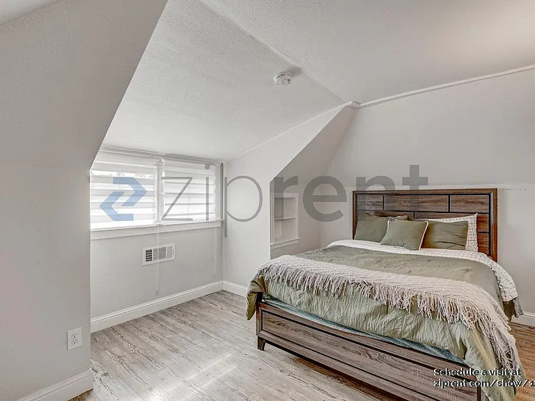 785 Brush Creek Ln — Photo 14