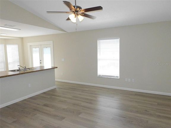 4th image of 4439 Goldenrain Ct