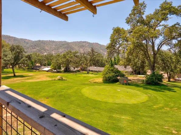 40728 Goldside Dr, Oakhurst, CA 93644