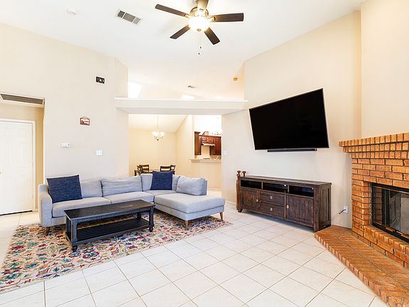 4th image of 6912 Harvey Ln