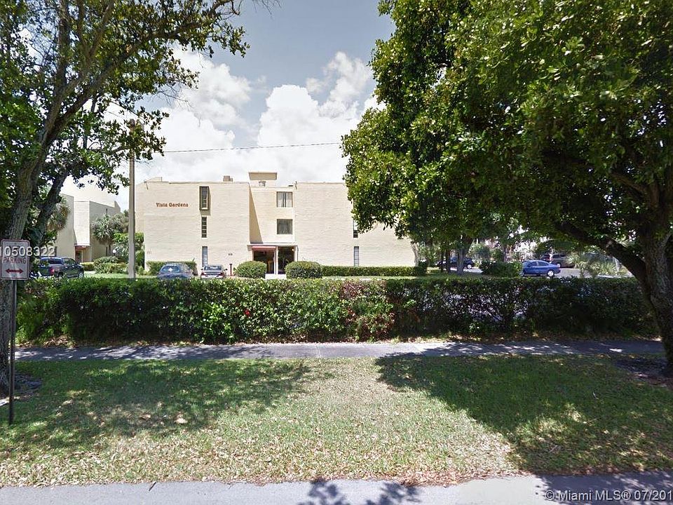 1st image of 733 SE 1st Way APT 304