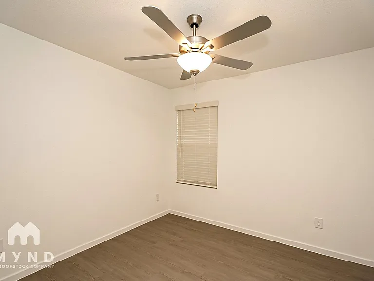 2656 Mistwood Dr — Photo 18