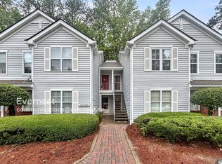 2016 Henderson Cir, Alpharetta, GA 30004