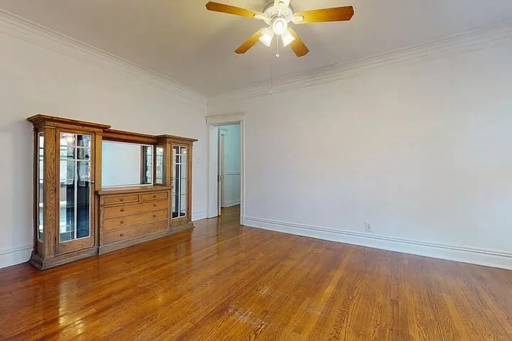 Greenwood 5201 — Photo 49
