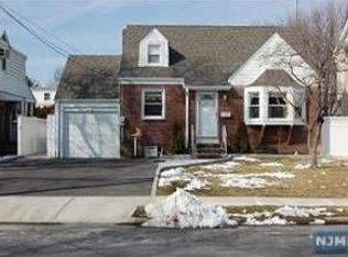23-17 Dorchester Rd, Fair Lawn, NJ 07410