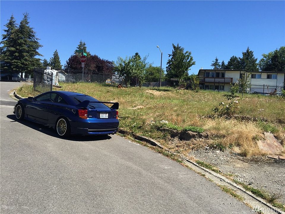 2nd image of 12315 SE 209th St