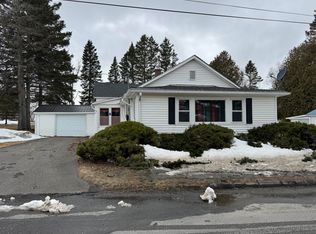 11 Pleasant St, Limestone, ME 04750