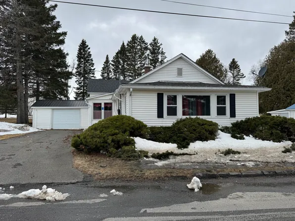 11 Pleasant Street, Limestone, ME 04750