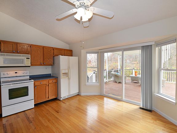 2nd image of 4013 Crystal Creek Cir