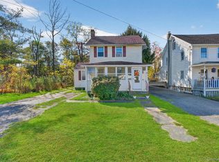 17 Fishkill Hook Rd, Hopewell Junction, NY 12533