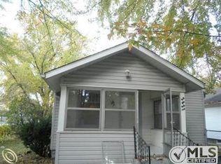 2427 Kleist Ct, Keego Harbor, MI 48320