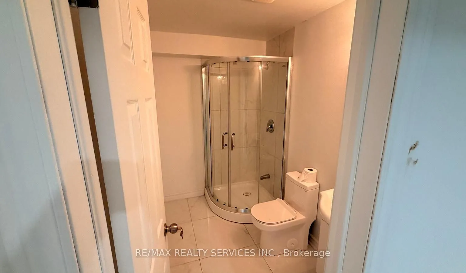 2 bed, $1,800 — Photo 3