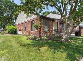 39308 Heatherheath Dr #2, Clinton Township, MI 48038