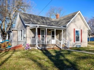 130 N 6th St, Carlisle, IA 50047