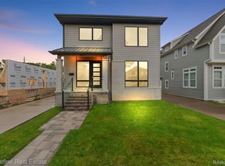 1967 Hazel St, Birmingham, MI 48009